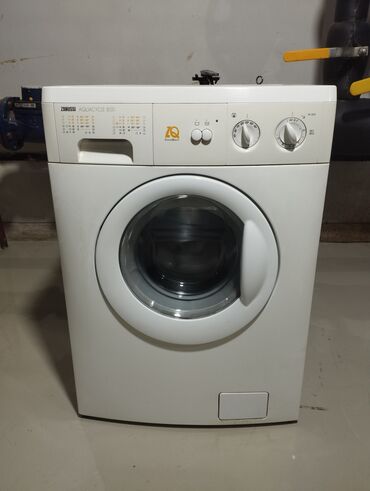 Стиральные машины: Стиральная машина Zanussi — 1