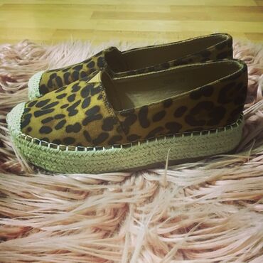 Makasin və loferlər: Ölçü: 37, rəng - Qəhvəyi, İşlənmiş -da lalafo.az — 3 Makasin və loferlər: Ölçü: 37, rəng - Qəhvəyi, İşlənmiş — 3