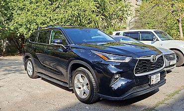 Транспорт: Toyota Highlander: 2021 г., Бензин, Кроссовер — 1