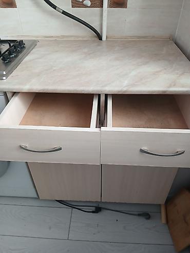 Кухонные гарнитуры: Продаётся кухонный гарнитур, в хорошем состоянии, ширина 1,90 — 2