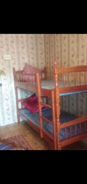 Детские двухъярусные кровати: Б/у, Для девочки и мальчика, С матрасом, Без выдвижных ящиков