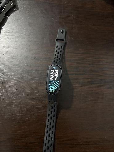 lonpasin kapsula: Xiaomi Smart Band 10 – tam dəst 4 ədəd qolbağ üstündə verilir — 4