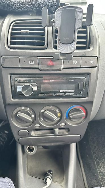 Транспорт: Hyundai Accent: 2002 г., 1.3 л, Механика, Бензин, Седан — 9