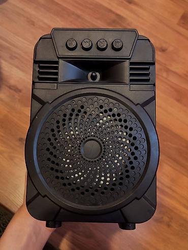 Portativ Bluetooth akustik kolon - Kompakt, daşıması rahat dizayn -