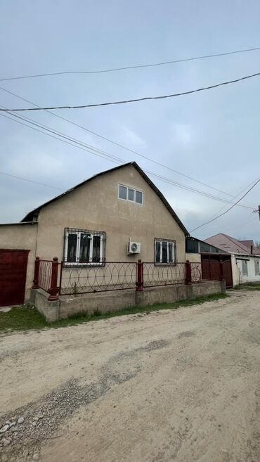 недвижимость в чолпон ате: Дом, 100 м², 5 комнат, Агентство недвижимости