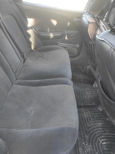 Toyota: Toyota Avensis: 2001 г., 1.8 л, Механика, Бензин, Седан — 8