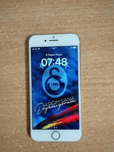 Apple iPhone: IPhone 8, 64 GB, White Titanium, Zəmanət, Barmaq izi, Simsiz şarj