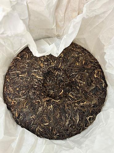 komi: Zhongjinhao Tea hədiyyə dəsti – preslənmiş Pu-erh çayı (357 q) - — 4