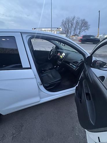 Chevrolet: Chevrolet Spark: 2017 г., 1 л, Вариатор, Бензин, Хэтчбэк — 10