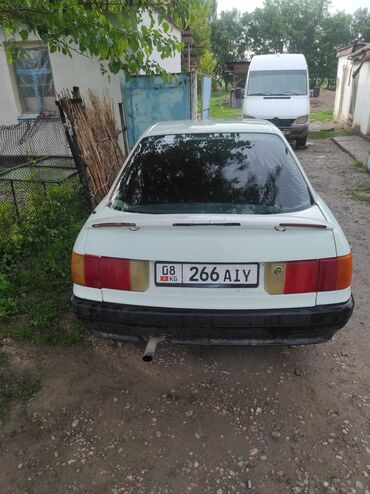 авто за 2000 долларов: Audi 80: 1987 г., 1.8 л, Механика, Бензин