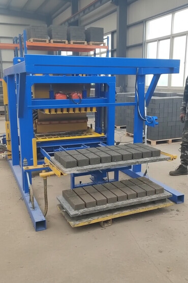 Производство брусчатки: Вибропрес Китай на заказ для Производства Брусчатки Бардюр — 1