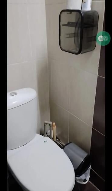 Продажа полдома: Продаётся полдома Планировка и помещения: - Просторная — 4