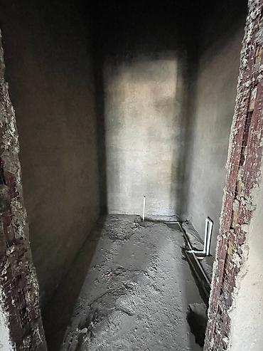 Продажа другой коммерческой недвижимости: 📍ул.Чынгыза Айтматова 🔘5-комнатная 🔘Этажи 1/14 🔘126м² Предлагается — 4