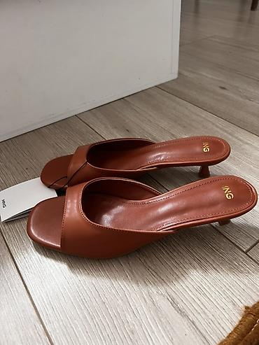 mango обувь: Сабо, 38, Mango, Новый, цвет - Коричневый, Самовывоз, Платная доставка — 1