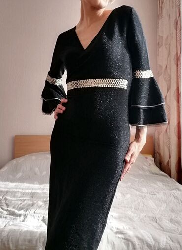 вечернее платье черно белое: Вечернее платье, Классическое, Средняя модель, Вискоза, С рукавами, S (EU 36), M (EU 38)