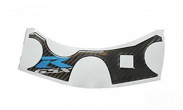 separator uljnih para: SUZUKI GSXR Carbon-štitnik guvernale- 167 📌 Opis: Samolepljivi — 1