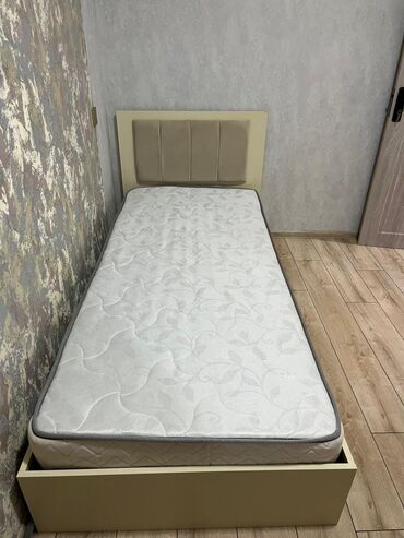 tek oğlan şekilleri: Oğlan və qız üçün, Çarpayı