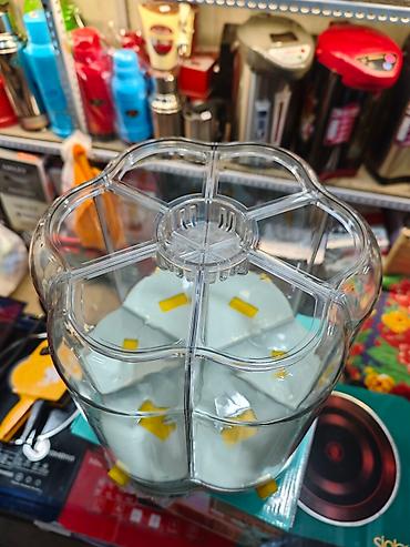 Пищевые контейнеры и ланч-боксы: Пищевой контейнер, цвет - Зеленый, Платная доставка — 4