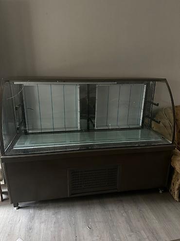 599₼ yeni şirniyyat kabab uçun vitrin soyuducu 
Bakı
Zryno♥️
