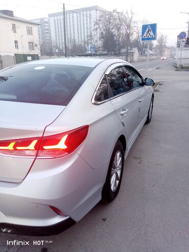 Hyundai: Hyundai Sonata: 2019 г., 2 л, Автомат, Газ, Седан — 3