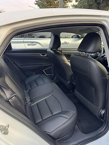 продаю виш: Geely : 2022 г., Электромобиль, Седан — 5