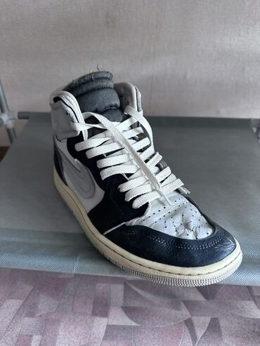 мужская обувь найк: Мужские кроссовки, 41, Air Jordan, Б/у, цвет - Черный, Самовывоз, Бесплатная доставка