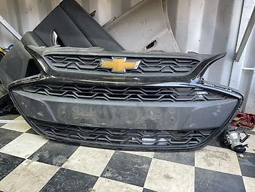 бампер шевроле малибу: Решетка радиатора передняя для Chevrolet с эмблемой. - Оригинальный — 1