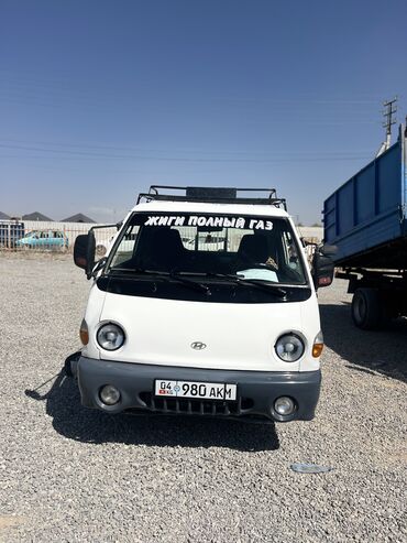 грузовой автомобиль: Hyundai Porter: 2002 г., 2.5 л, Механика, Дизель, Пикап