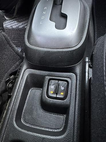 Chevrolet: Chevrolet Spark: 2016 г., 1 л, Автомат, Бензин, Хэтчбэк — 13