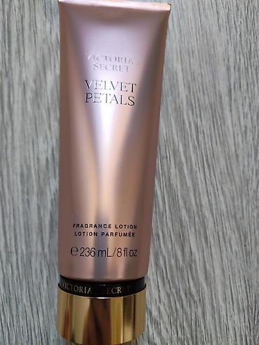 Victoria’s Secret Velvet Petals Fragrance Lotion - Növ