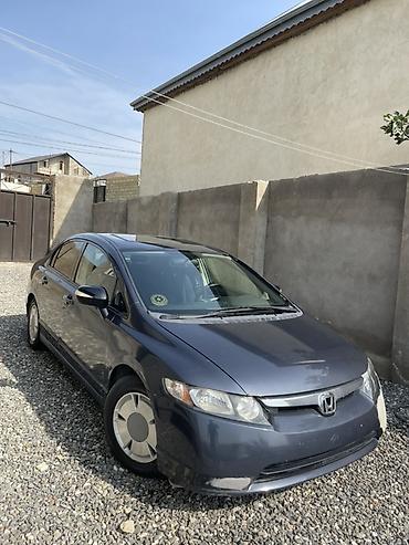 maşın ucun dinamik: Honda Civic: 1.3 l | 2008 il Sedan — 1