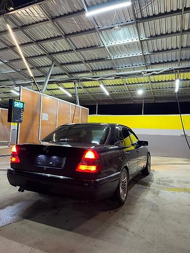 astra g on stupitsa: Mercedes-Benz C200 sedan - Kuzov: W202, 4 qapı, tünd göy rəng - — 5