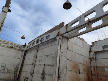 Стеновые плиты: Продаётся стенной плита!!! Около 25 шт есть. Адрес, Бакаева 121 А — 8