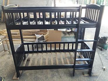 Детские односпальные кровати: Продаётся двухъярусный кровать(сосна).(Размер высота 1.80см длина — 5