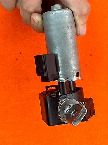 Датчики, сенсоры, предохранители: Mercedes-benz Моторчик регулировки сиденья ⚠️ Есть в наличии — 6