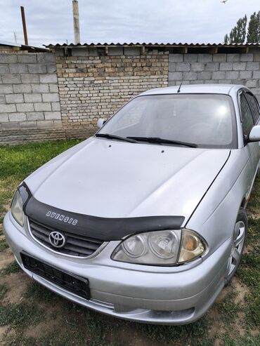 реклама машина: Toyota Avensis: 2002 г., 1.8 л, Механика, Бензин, Седан