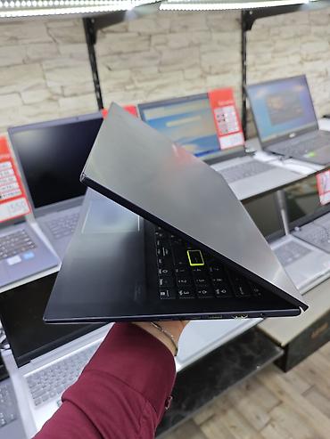 ssd yaddaş: ASUS VivoBook noutbuku Texniki göstəricilər: - Prosessor: Intel Core — 2