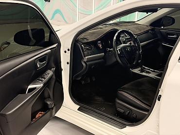 corolla 2018: Toyota Camry: 2017 г., 2.5 л, Автомат, Бензин, Седан — 5