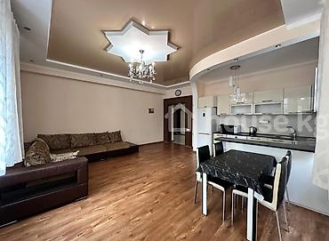квартира на сутки за 1000: Сдам 3-комнатную квартиру (100 м²), проспект Ч. Айтматова 82/1 Серия — 2
