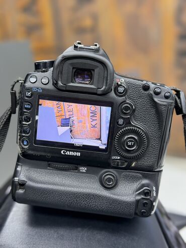 Fotokameralar: Salam Allah satanada alanada xeyir versin. Her bir şeyi üstünde — 14