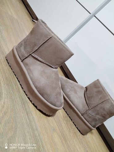 silikonski ulosci za obucu cene: Ugg mini boots, color - Grey, 41