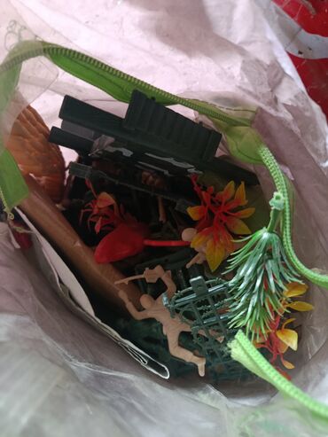 Игрушки: Набор детских игрушек: - Пластиковая техника: гусеничный — 11