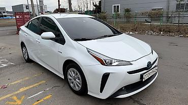 тойота краун 2023: Toyota Prius: 2020 г., 1.8 л, Автомат, Гибрид, Хэтчбэк — 5