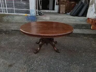 Stilski klub stolovi: Stocic u odlicnom stanju Duzina 117cm Sirina 87cm Visina57cm — 3