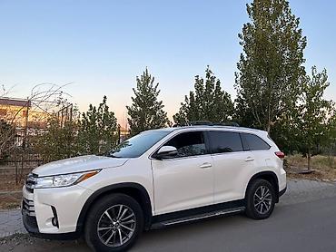 sequoia 2010: Toyota Highlander: 2019 г., 3.5 л, Автомат, Бензин, Кроссовер — 2