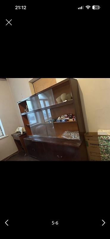 Dolablar: Bu şkafdan 2 ədət var, ev satılıb əşyalar təcili satılır. Vintage — 2