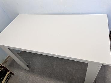 komputer desti: Ağ rəngli sadə masa - Minimalist dizayn, düzbucaqlı masaüstü - Geniş — 1