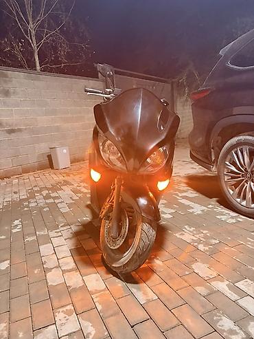 ош сукутер: Макси-скутер Honda, 250 куб. см, Бензин, Б/у — 2