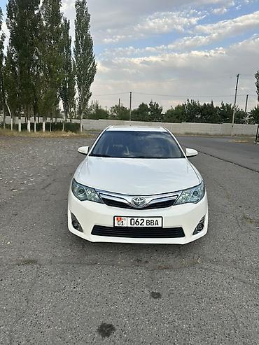 динамики камри: Toyota Camry: 2013 г., 2.5 л, Вариатор, Гибрид, Седан — 1