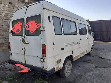 e klass: Легкий грузовик, Mercedes-Benz, Б/у — 4